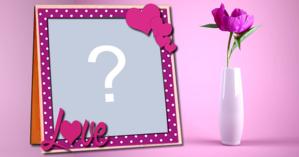 Cadru frumos cu vaza de flori. Pune-ți poza!