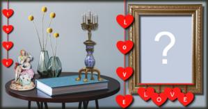 Ce fotografie ați pune lângă această mică masă?