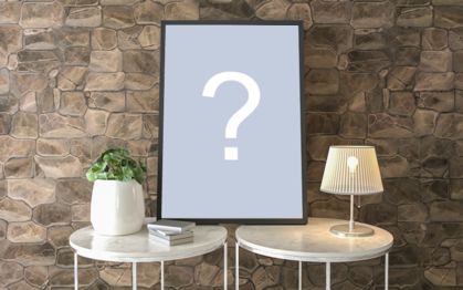 Coloque sua foto em uma moldura em cima da mesinha!